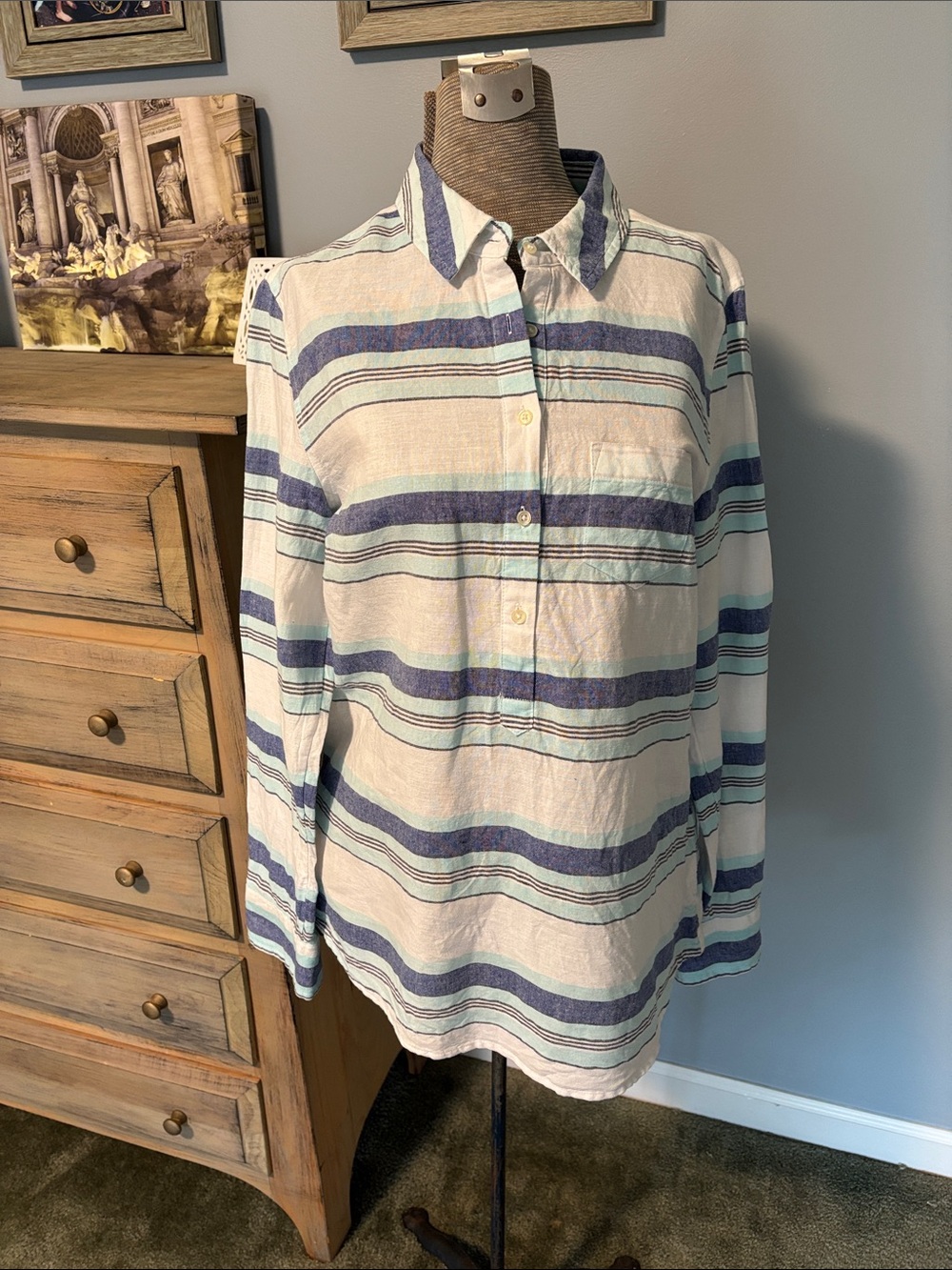 GAP Blue Linen Striped Button-Down Long Sleeve Shirt
